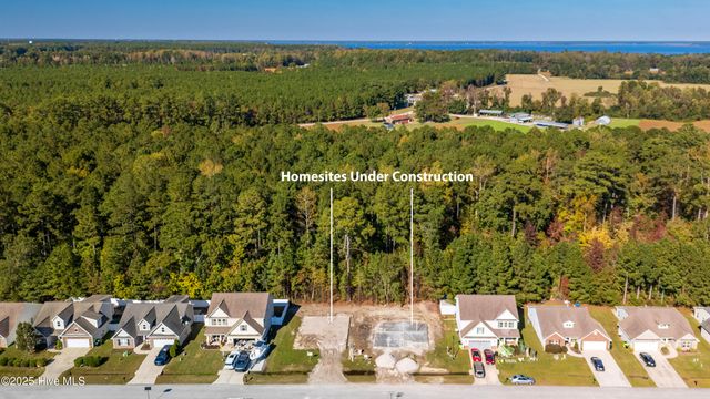 400 Stone Hawk Lane, New Bern, NC 28560