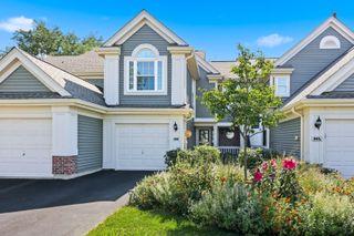 943 Little Falls Court 943, Elk Grove Village, IL 60007