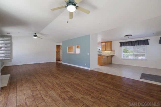 27611 Kiavo Dr, Valley Center, CA 92082