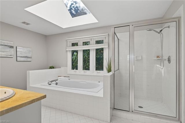 2348 Haversham CLS, Virginia Beach, VA 23454