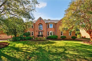 2348 Haversham CLS, Virginia Beach, VA 23454