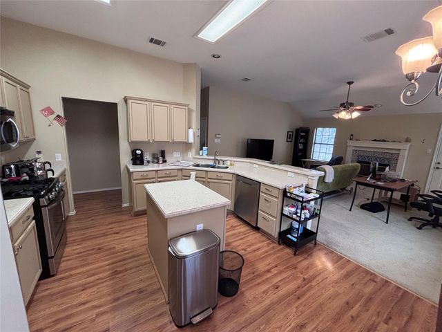 1316 Mesquite RD, Cedar Park, TX 78613