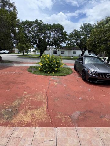 1120 SW 73rd Avenue, Miami, FL 33144