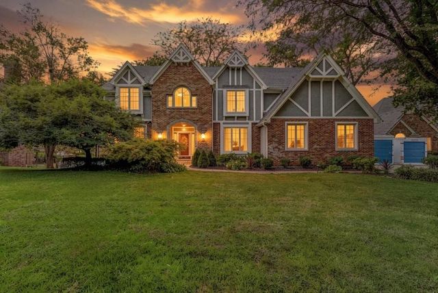 1905 NW Indian Hills Drive, Blue Springs, MO 64015