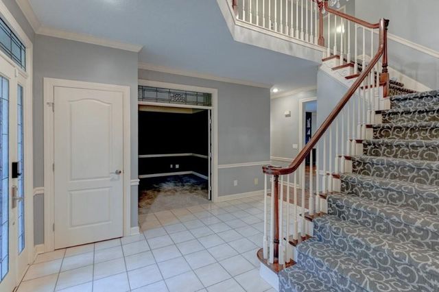 1905 NW Indian Hills Drive, Blue Springs, MO 64015