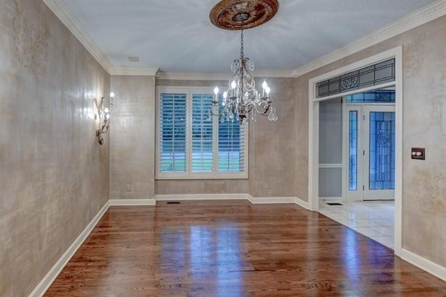 1905 NW Indian Hills Drive, Blue Springs, MO 64015