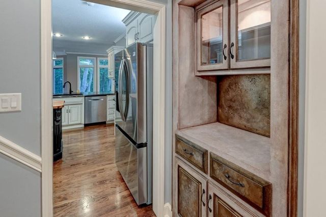 1905 NW Indian Hills Drive, Blue Springs, MO 64015