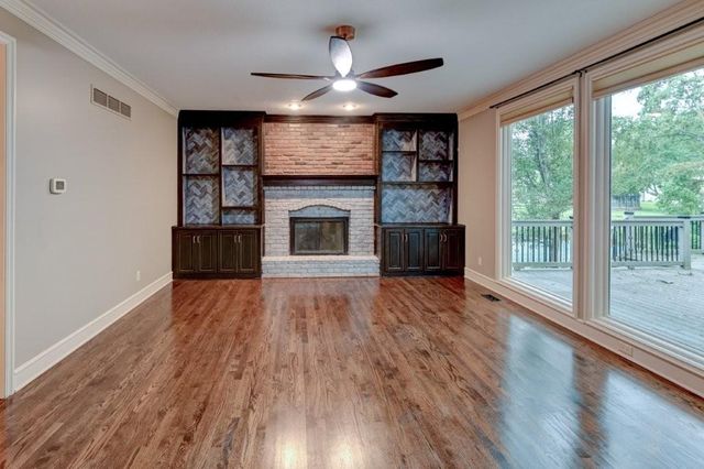 1905 NW Indian Hills Drive, Blue Springs, MO 64015