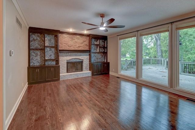 1905 NW Indian Hills Drive, Blue Springs, MO 64015
