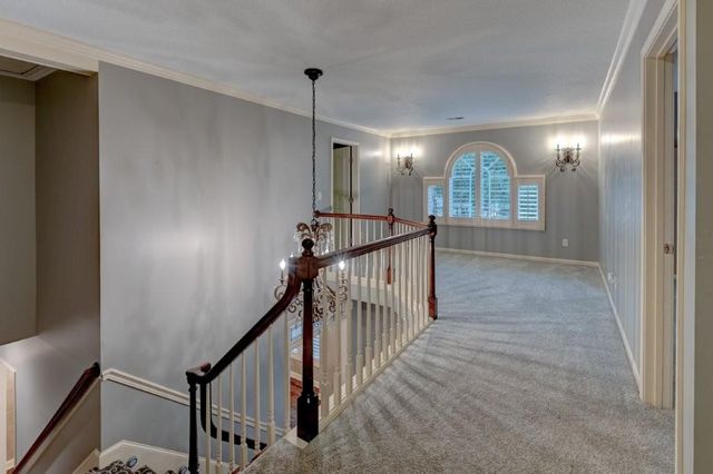 1905 NW Indian Hills Drive, Blue Springs, MO 64015