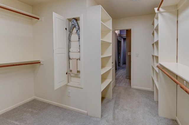 1905 NW Indian Hills Drive, Blue Springs, MO 64015