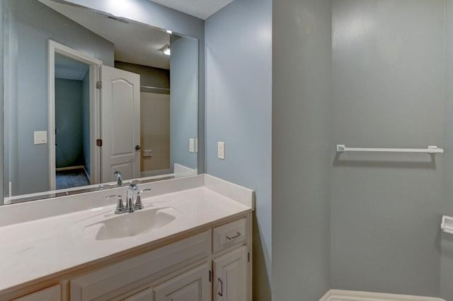 1905 NW Indian Hills Drive, Blue Springs, MO 64015