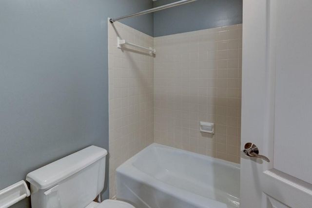 1905 NW Indian Hills Drive, Blue Springs, MO 64015