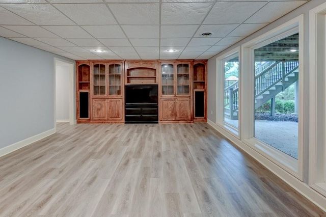 1905 NW Indian Hills Drive, Blue Springs, MO 64015
