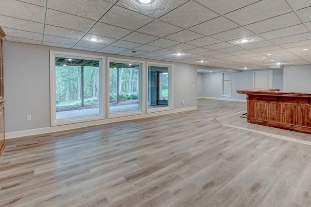 1905 NW Indian Hills Drive, Blue Springs, MO 64015