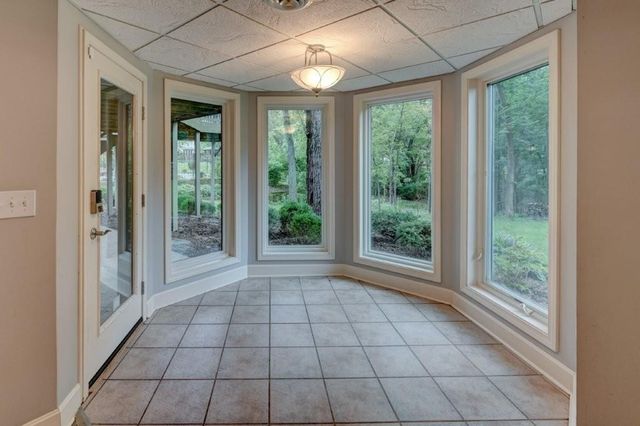 1905 NW Indian Hills Drive, Blue Springs, MO 64015