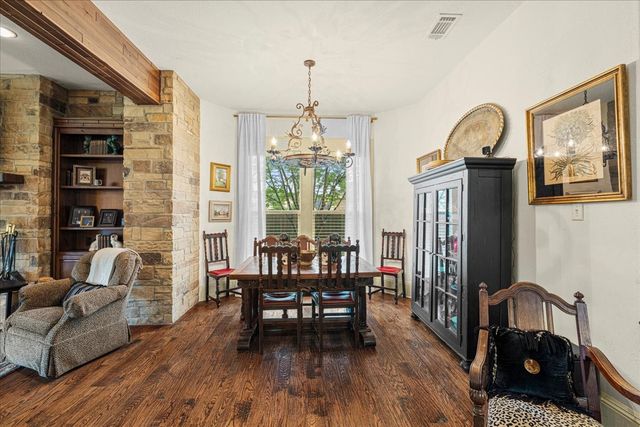 22 Dobbins Crossing, Corsicana, TX 75110