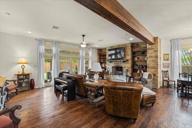 22 Dobbins Crossing, Corsicana, TX 75110