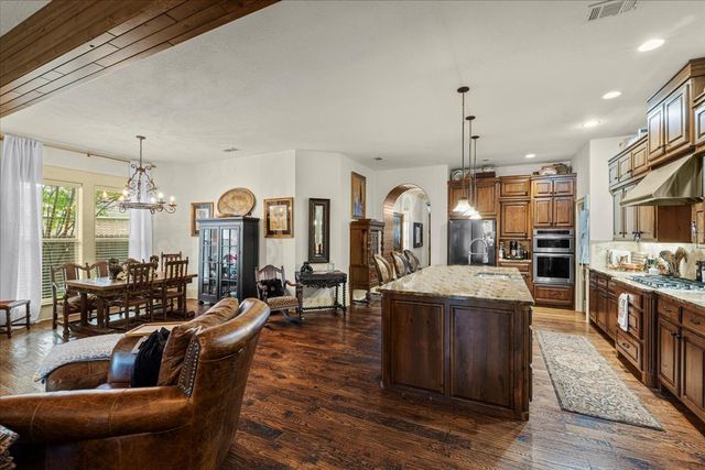 22 Dobbins Crossing, Corsicana, TX 75110