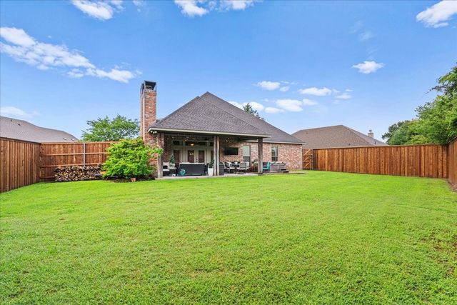 22 Dobbins Crossing, Corsicana, TX 75110