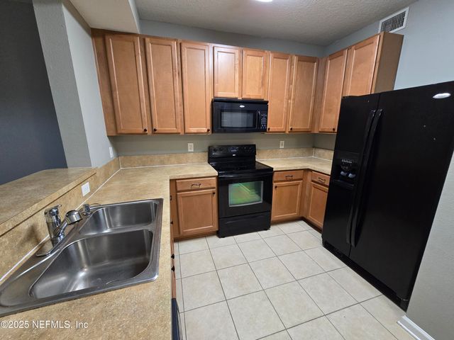 575 OAKLEAF PLANTATION Parkway 903, Orange Park, FL 32065