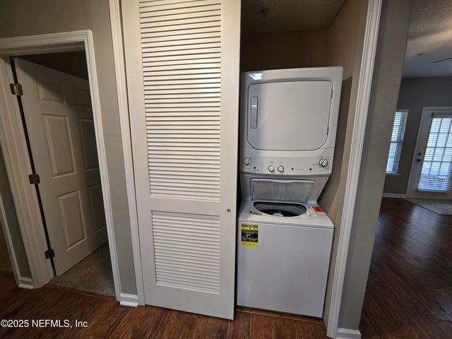 575 OAKLEAF PLANTATION Parkway 903, Orange Park, FL 32065