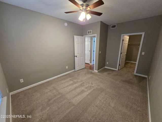 575 OAKLEAF PLANTATION Parkway 903, Orange Park, FL 32065