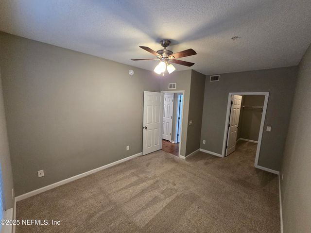 575 OAKLEAF PLANTATION Parkway 903, Orange Park, FL 32065