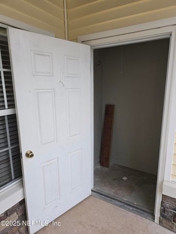 575 OAKLEAF PLANTATION Parkway 903, Orange Park, FL 32065