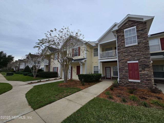 575 OAKLEAF PLANTATION Parkway 903, Orange Park, FL 32065