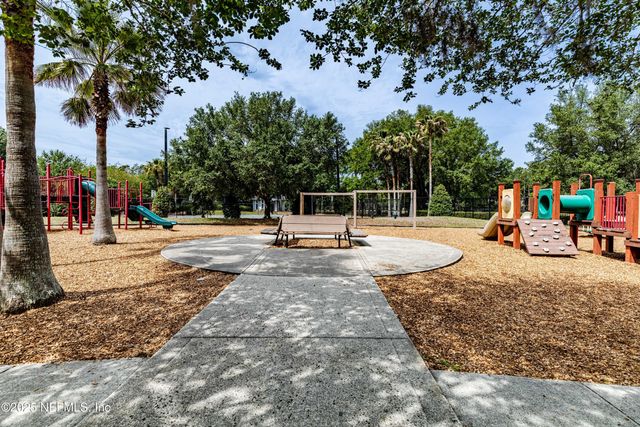 575 OAKLEAF PLANTATION Parkway 903, Orange Park, FL 32065