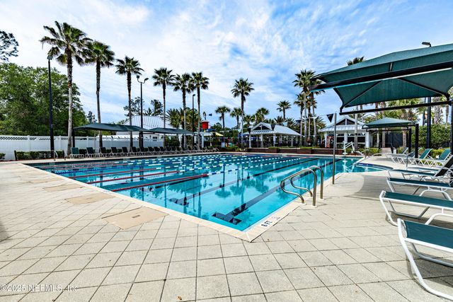 575 OAKLEAF PLANTATION Parkway 903, Orange Park, FL 32065