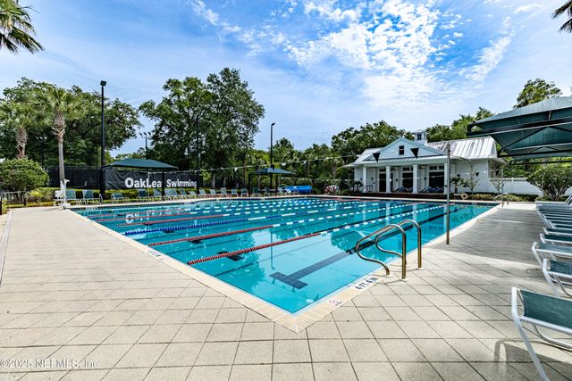 575 OAKLEAF PLANTATION Parkway 903, Orange Park, FL 32065