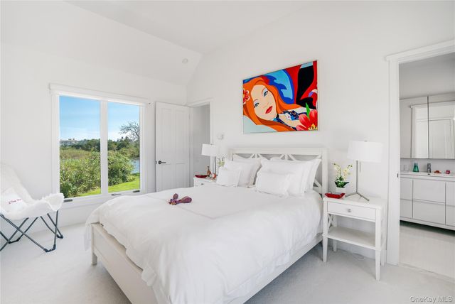 64 W End Road, East Hampton, NY 11937