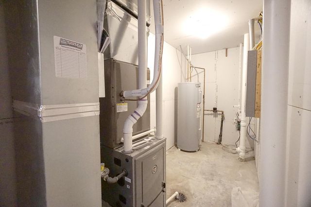 6020 80th Avenue S, Fargo, ND 58047