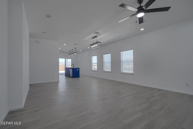 13952 GOLDEN SUMMER Court, Horizon City, TX 79928
