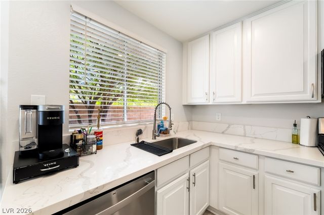 124 Almendio Lane, Henderson, NV 89074