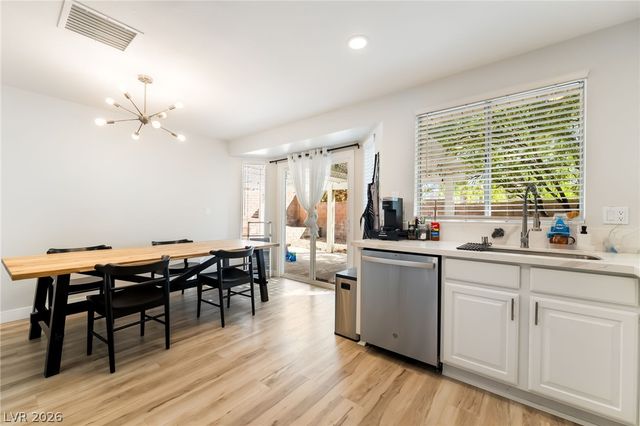 124 Almendio Lane, Henderson, NV 89074