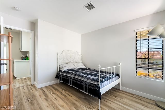 124 Almendio Lane, Henderson, NV 89074
