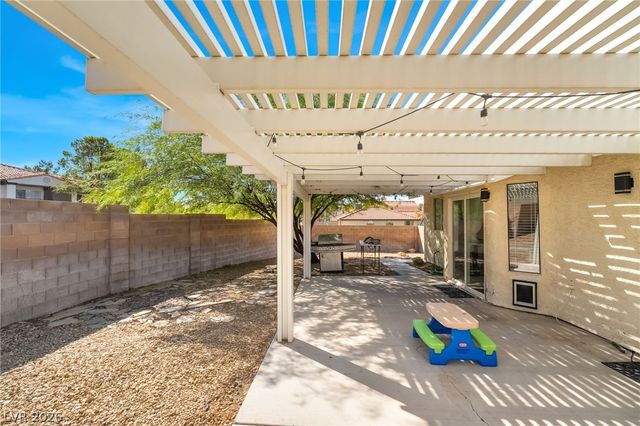 124 Almendio Lane, Henderson, NV 89074