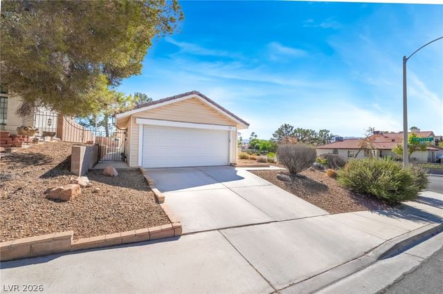 124 Almendio Lane, Henderson, NV 89074