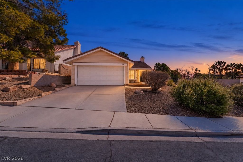 124 Almendio Lane, Henderson, NV 89074