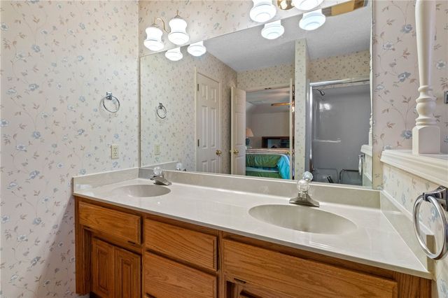 5 Mansfield Drive, Bella Vista, AR 72714