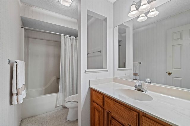 5 Mansfield Drive, Bella Vista, AR 72714