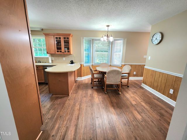 107 Oak Park Drive, Benson, NC 27504