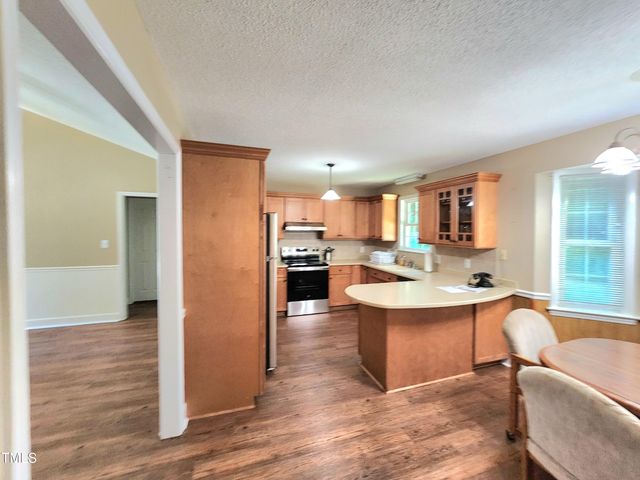 107 Oak Park Drive, Benson, NC 27504