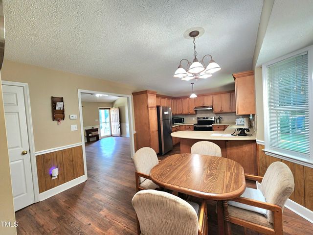 107 Oak Park Drive, Benson, NC 27504