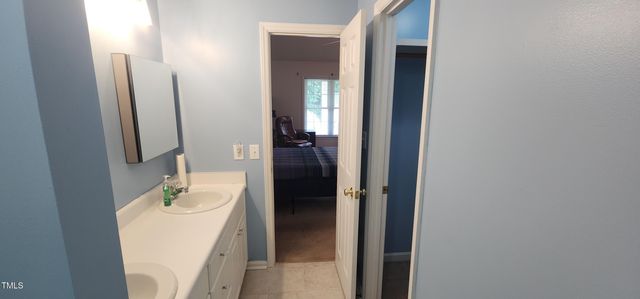 107 Oak Park Drive, Benson, NC 27504