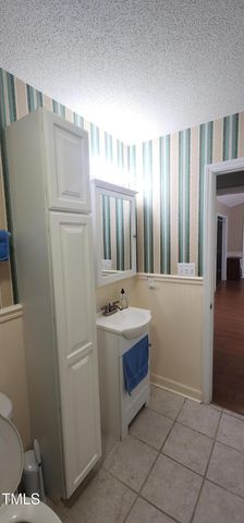 107 Oak Park Drive, Benson, NC 27504