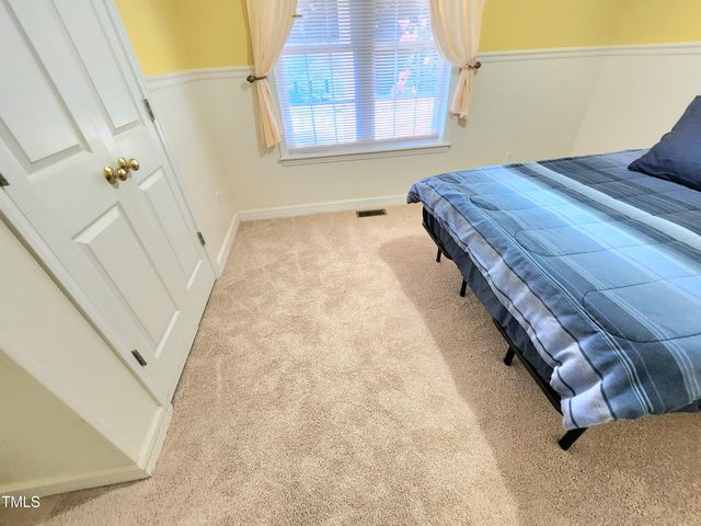 107 Oak Park Drive, Benson, NC 27504